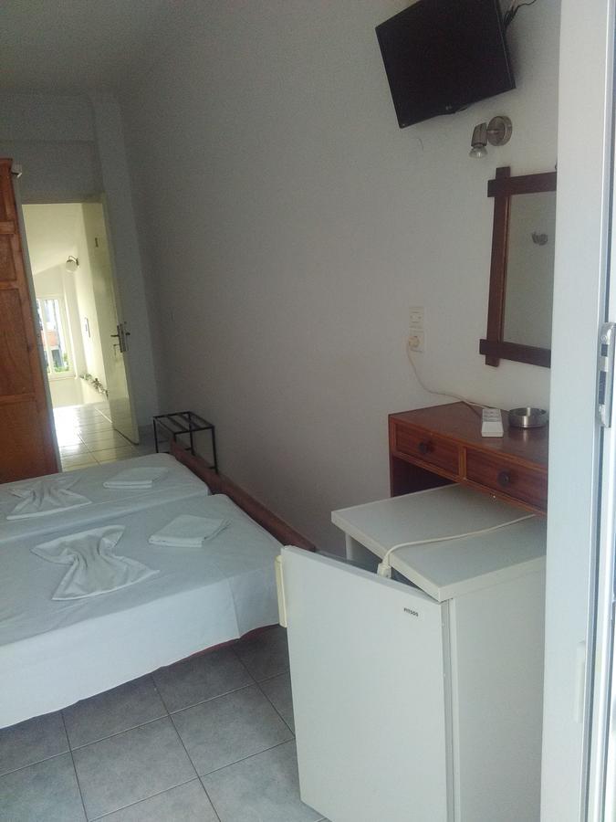 Alina Classic Hotel Loutra Edipsou  ห้อง รูปภาพ